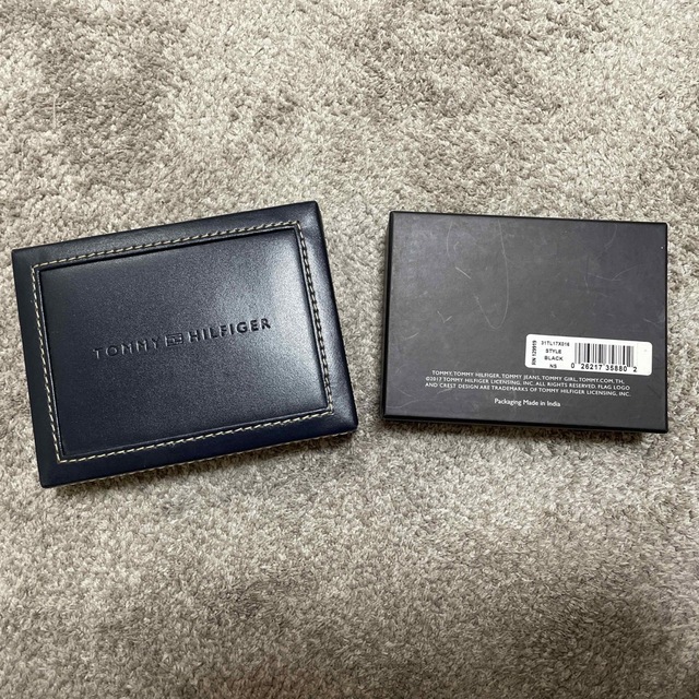 TOMMY HILFIGER(トミーヒルフィガー)のTommy Hilfiger 空箱 メンズのファッション小物(折り財布)の商品写真