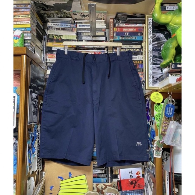 brochure A.H stacks bookstore ショーツ-
