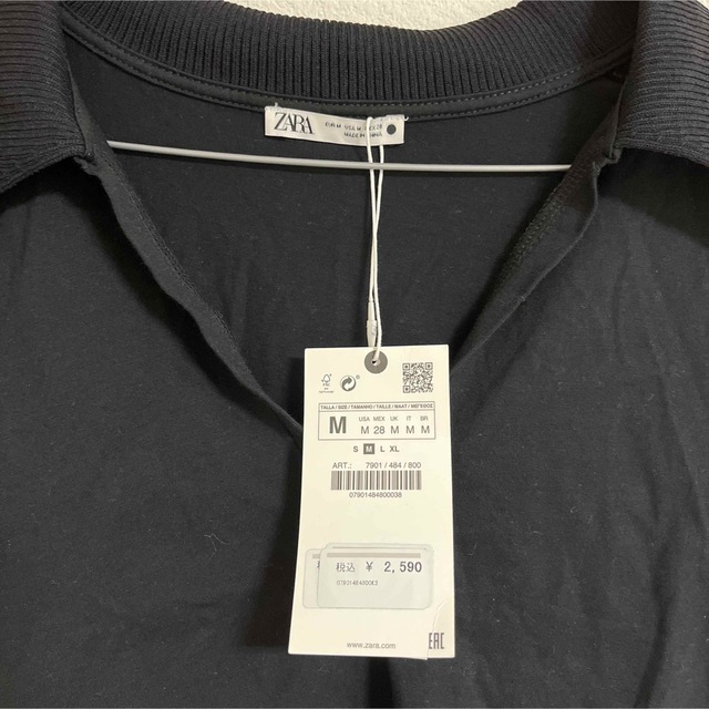 ZARA(ザラ)のZARA ポロTシャツ　ブラック　Vネック　Mサイズ メンズのトップス(Tシャツ/カットソー(半袖/袖なし))の商品写真