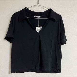 ザラ(ZARA)のZARA ポロTシャツ　ブラック　Vネック　Mサイズ(Tシャツ/カットソー(半袖/袖なし))