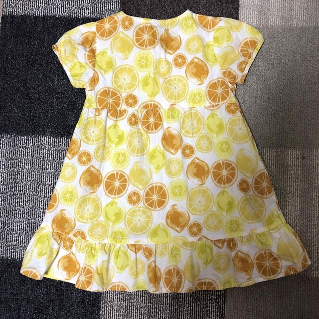 半袖ワンピース　サイズ110 キッズ/ベビー/マタニティのキッズ服女の子用(90cm~)(ワンピース)の商品写真