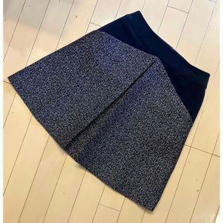 フォクシーニューヨーク(FOXEY NEW YORK)のフォクシー　ニューヨーク　size 38 ダークネイビー　タックスカート　美品(ひざ丈スカート)