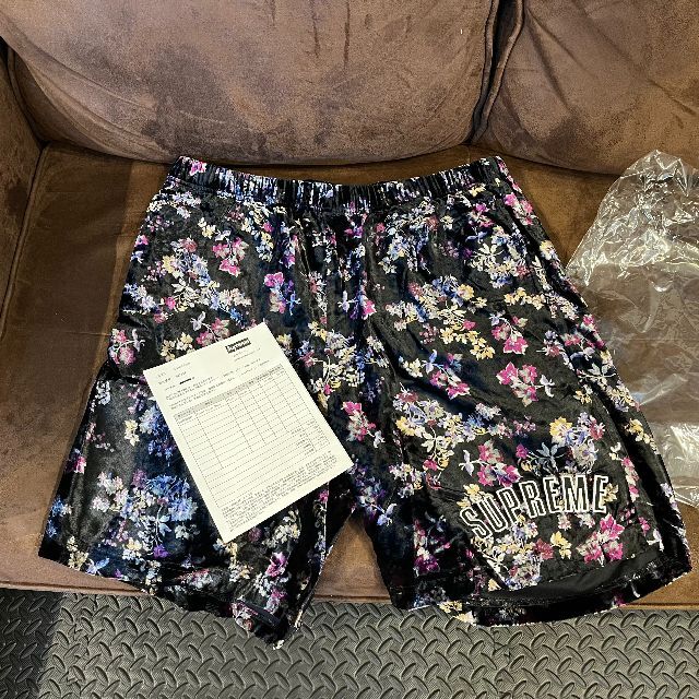 Supreme   Floral Velour Short  ハーフパンツ　L