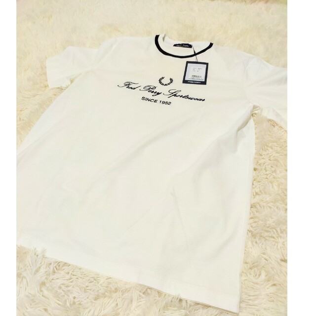 新品未使用　フレッドペリー　Tシャツ　カットソー　定価9900円