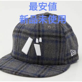 エンタメ/ホビーバナナマン バ帽 キャップ ニューエラ ネイビー 紺 嵐 エンタメ/ホビーバナナマン バ帽 キャップ ニューエラ ネイビー 紺 嵐