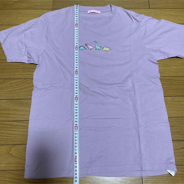 wc(ダブルシー)のW♡C ザウルス刺繍Tシャツ パープル レディースのトップス(Tシャツ(半袖/袖なし))の商品写真