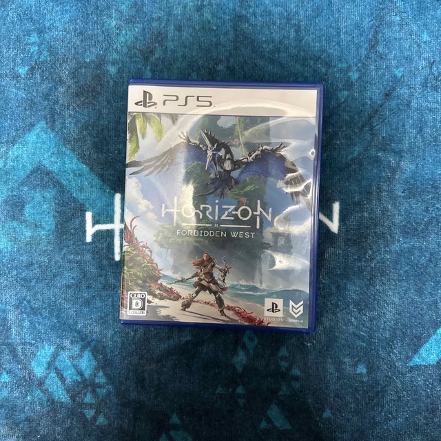 SONY(ソニー)のHorizon Forbidden West PS5 エンタメ/ホビーのゲームソフト/ゲーム機本体(家庭用ゲームソフト)の商品写真