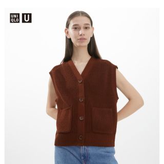 ユニクロ(UNIQLO)のVネックカーディガン（ノースリーブ）(ベスト/ジレ)