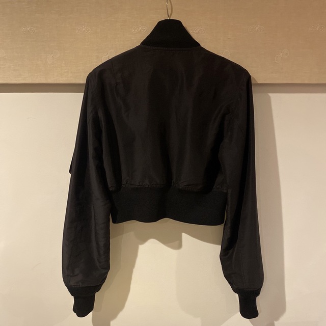 Yohji Yamamoto(ヨウジヤマモト)のyohji yamamoto MA-1 サイズ3 レディースのジャケット/アウター(ブルゾン)の商品写真