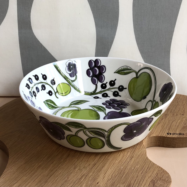 marimekko(マリメッコ)の新品 23cm ARABIA アラビア パラティッシ パープル ボウル インテリア/住まい/日用品のキッチン/食器(食器)の商品写真