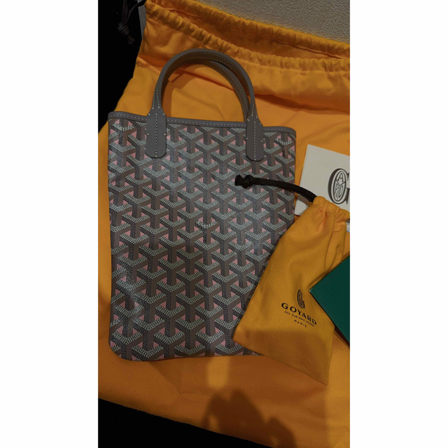 GOYARD(ゴヤール)のゴヤールgoyardミニmini toteパウダーピンク レディースのバッグ(ショルダーバッグ)の商品写真