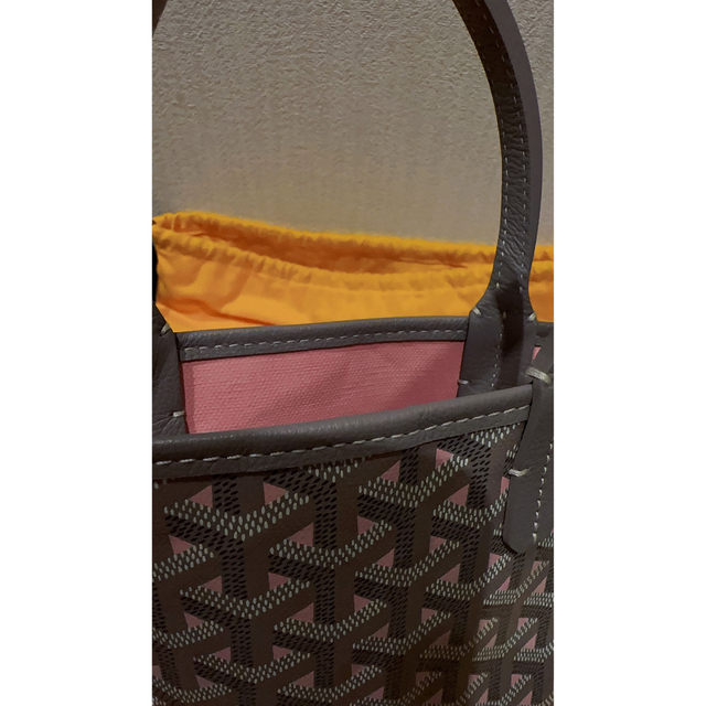 GOYARD(ゴヤール)のゴヤールgoyardミニmini toteパウダーピンク レディースのバッグ(ショルダーバッグ)の商品写真