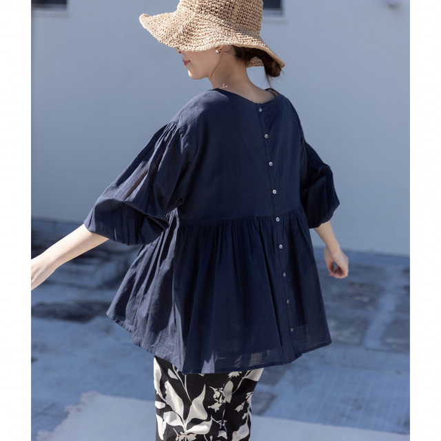 新品タグ付き♡DOORS コットンボイル2WAYギャザーブラウス✽navy