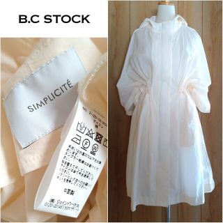 ジャーナルスタンダード(JOURNAL STANDARD)の美品【B.C STOCK＊Simplicite】フード付きポンチョコート　春夏(ブルゾン)