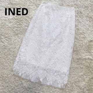 イネド(INED)のイネド　INED 総レース　タイトスカート　花柄　ホワイト　白　Sサイズ(ひざ丈スカート)