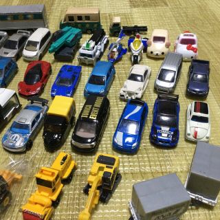 Takara Tomy - トミカ、ミニカー 大量約90台 まとめ売りの通販 by