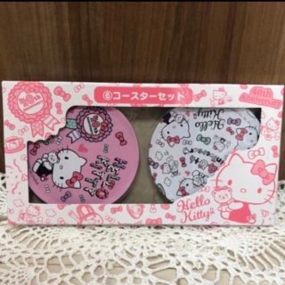 ハローキティ(ハローキティ)の【新品・未使用】ハローキティ❤︎コースターセット❤︎白・ピンク❤︎(テーブル用品)