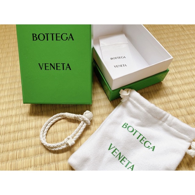 Bottega Veneta(ボッテガヴェネタ)のBOTTEGA VENETA/ブレスレット レディースのアクセサリー(ブレスレット/バングル)の商品写真