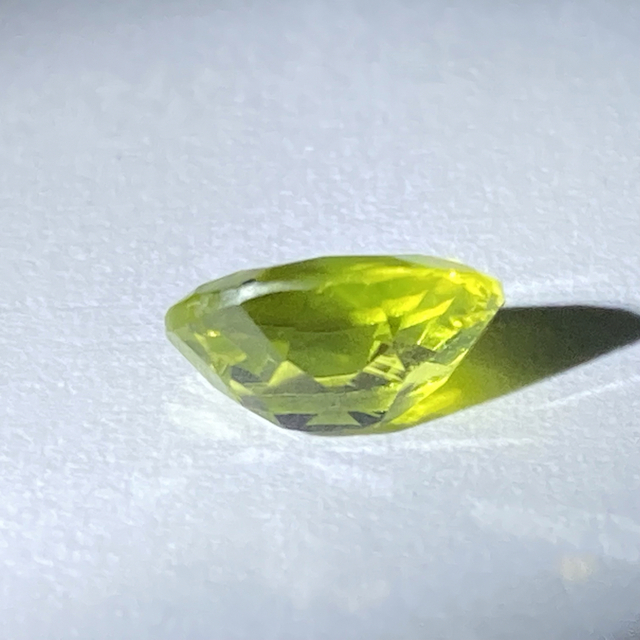 ブルー×レッド パロットクリソベリル 1.217ct ソーティング付き 色石