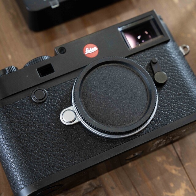 LEICA(ライカ)のライカ　leica m10 ブラッククロー厶 スマホ/家電/カメラのカメラ(ミラーレス一眼)の商品写真