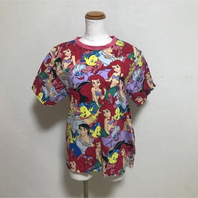 【限定】 ディズニー リトルマーメイド 総柄 Tシャツ M | フリマアプリ ラクマ