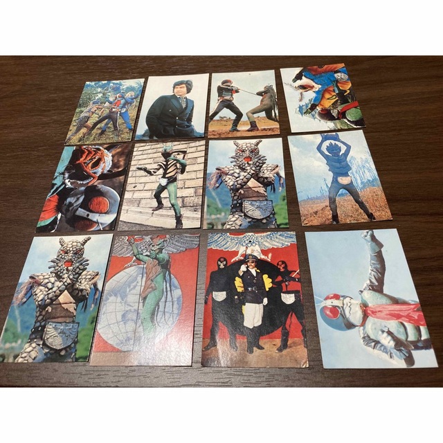 カルビー(カルビー)の仮面ライダーチップス　カード12種類 エンタメ/ホビーのフィギュア(特撮)の商品写真