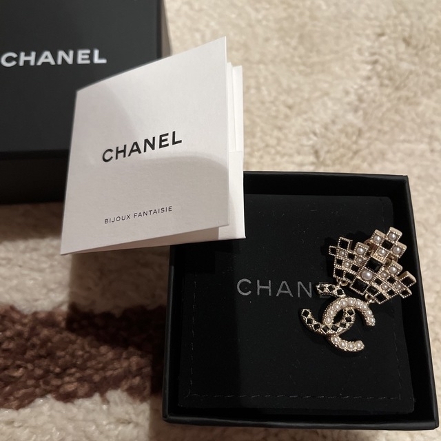 CHANELブローチ