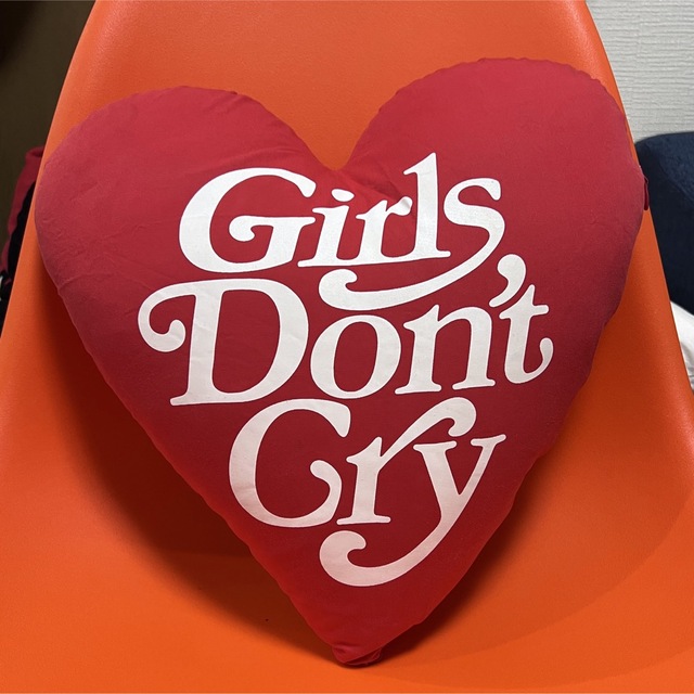 Girls Don't Cry(ガールズドントクライ)のGirls Don't Cry ガールズドントクライ verdy クッション インテリア/住まい/日用品のインテリア小物(クッション)の商品写真