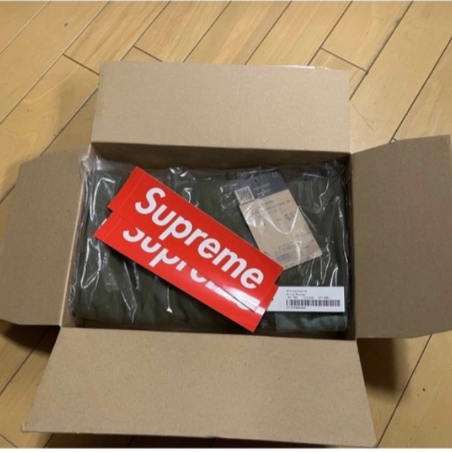 Supreme(シュプリーム)のSupreme The North Face Tシャツ オリーブ　XLサイズ メンズのトップス(Tシャツ/カットソー(半袖/袖なし))の商品写真