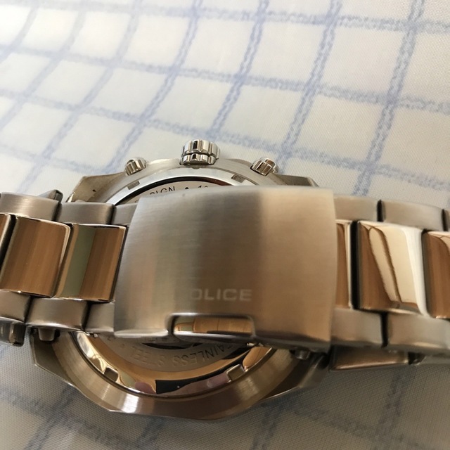 POLICE ⑦ 電池交換済み 美品 ポリス 腕時計 文字盤ホワイトの通販 by shop|ポリスならラクマ 美品 police 電池交換済み