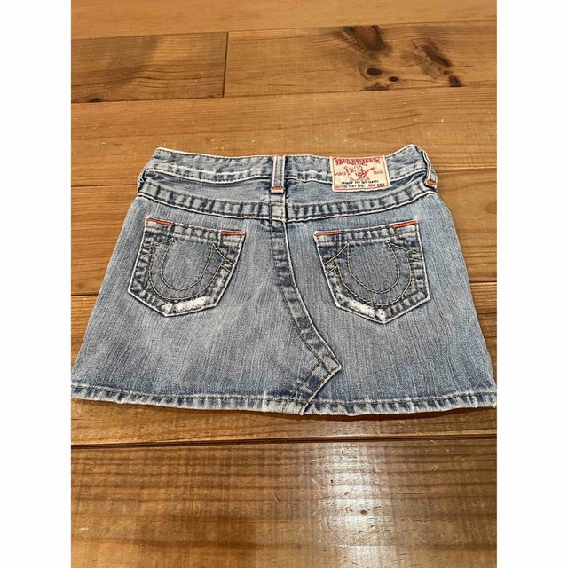 True Religion(トゥルーレリジョン)のトゥルーレリジョン　ダメージ加工デニム・ミニスカート キッズ/ベビー/マタニティのキッズ服女の子用(90cm~)(スカート)の商品写真