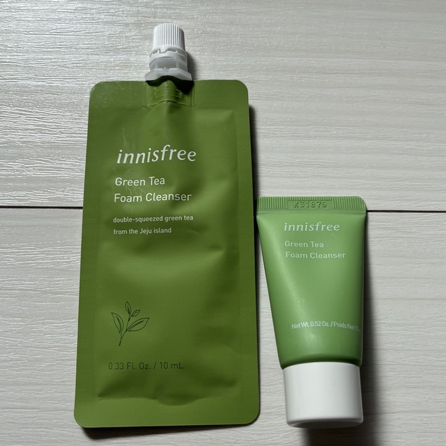 Innisfree(イニスフリー)のイニスフリー　グリーンティー　フォームクレンザー　洗顔料　石鹸　お試しサイズ コスメ/美容のスキンケア/基礎化粧品(洗顔料)の商品写真