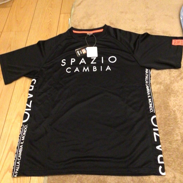 Spazio プラシャツ　半袖　新品未使用　Oサイズ スポーツ/アウトドアのサッカー/フットサル(ウェア)の商品写真