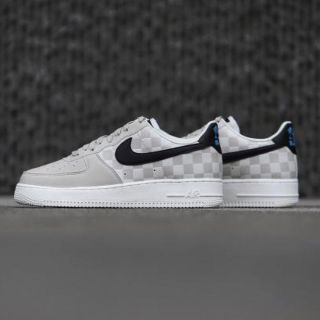 新品未使用 Lebron James NIKE AIR FORCE 1 LOW