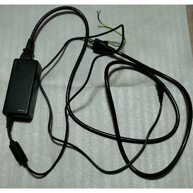 【中古】TP-Link WiFi無線LANルーター Archer C5400 スマホ/家電/カメラのPC/タブレット(PC周辺機器)の商品写真