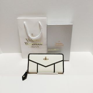 ヴィヴィアンウエストウッド(Vivienne Westwood)の【新品未使用】ヴィヴィアンウエストウッド長財布　55VV317(財布)