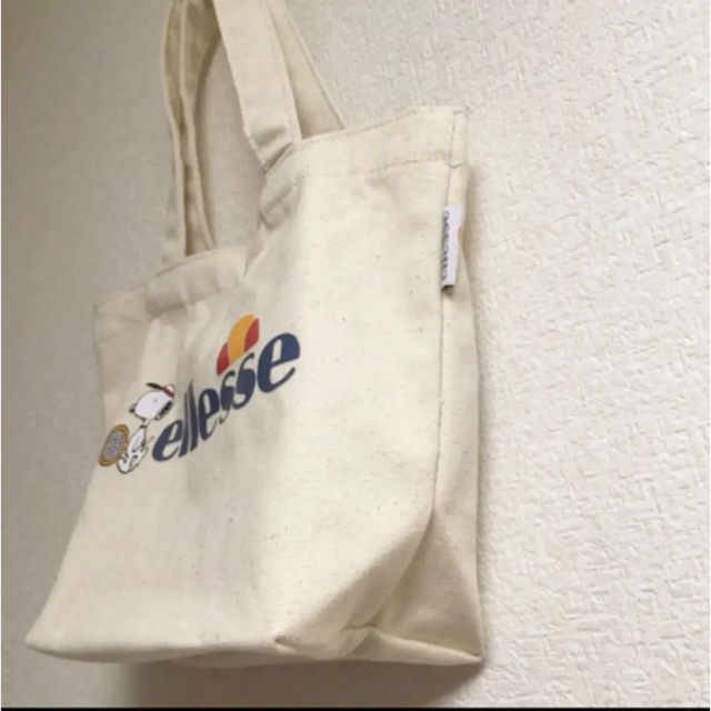 ellesse(エレッセ)の新品 ellesse スヌーピー トートバッグ ランチトート エレッセ トート レディースのバッグ(トートバッグ)の商品写真