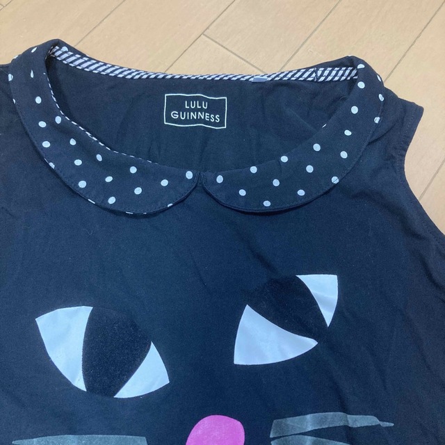 LULU GUINNESS(ルルギネス)のルルギネス　ユニクロコラボTシャツ　ネコ　半袖 レディースのトップス(Tシャツ(半袖/袖なし))の商品写真