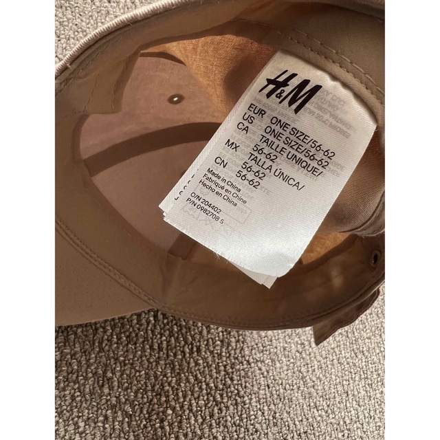 H&M(エイチアンドエム)のH &M  cap レディースの帽子(キャップ)の商品写真