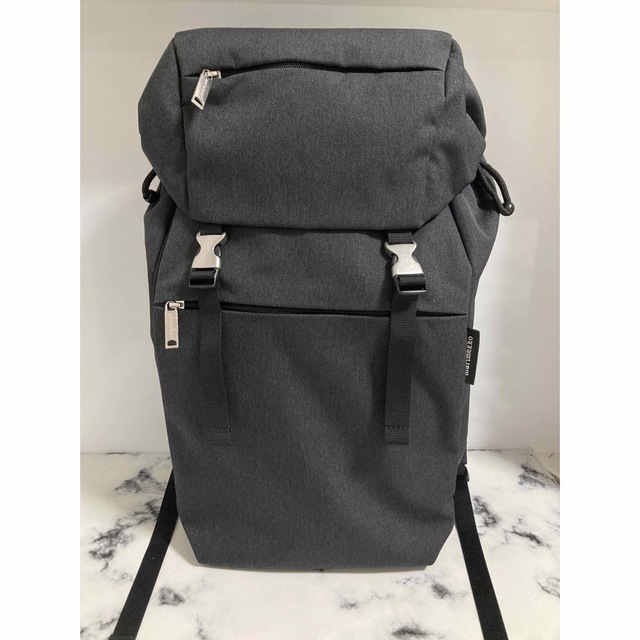 美品 マリメッコ バックパック リュック KORTTELI ブラック ナイロン