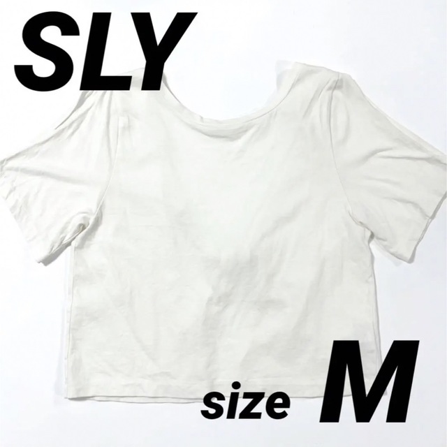 SLY(スライ)のSLY　半袖　カットソー　バックリボン　トップス　白　スライ　ホワイト　無地　T レディースのトップス(Tシャツ(半袖/袖なし))の商品写真