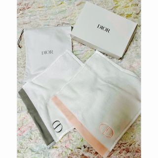 Christian Dior(ハンカチ)のフリマアイテム一覧 Christian Dior(ハンカチ)のフリマアイテム一覧