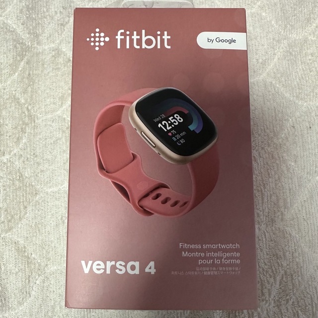 【ein ╹◡╹専用】fitbit versa4 未使用品 Suica対応17000円でお願いします