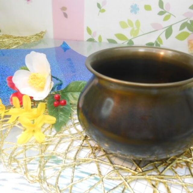 送料無料)2.000円 中古池坊花器 青銅製 約500g 優雅重厚感の通販 送料無料)2.000円 中古池坊花器 青銅製 約500g 優雅重厚感の通販