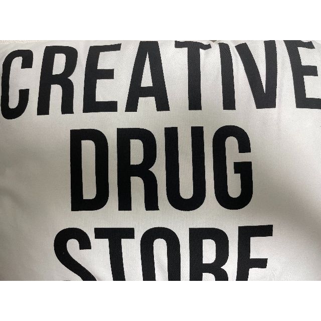 creative drug store クリエイティブドラッグストア クッション-
