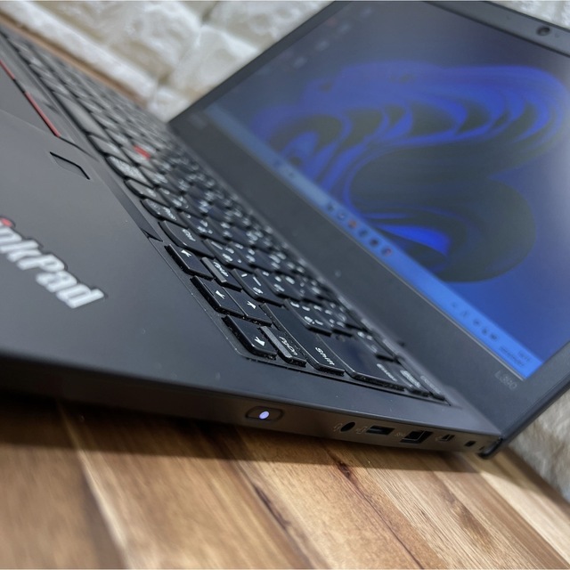 Lenovo(レノボ)の☘Thinkpad L390☘Core i3第8世代☘爆速SSD128GB☘4G スマホ/家電/カメラのPC/タブレット(ノートPC)の商品写真