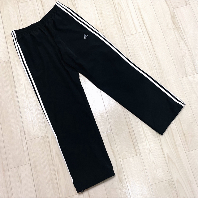 adidas(アディダス)の【used】adidas セットアップ ジャージ トラックジャケット 黒×白 L メンズのトップス(ジャージ)の商品写真