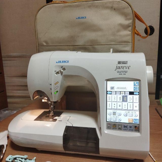 通常在庫品 整備済保証付 刺繡機付 簡単糸掛 HZL010 Jureve ミシン