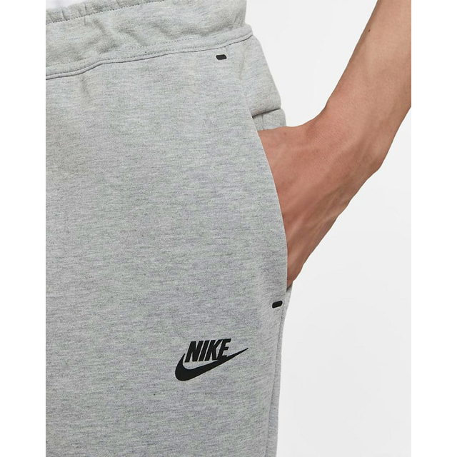 NIKE(ナイキ)の美品 NIKE TECH FLEECE SHORT ショーツ M レザーグレー メンズのパンツ(ショートパンツ)の商品写真