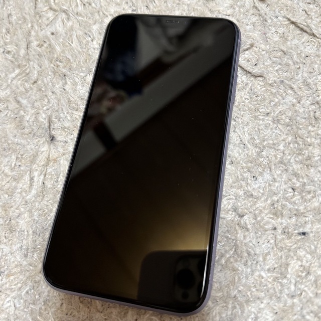 iPhone11 64GB パープル　SoftBank 本体 2